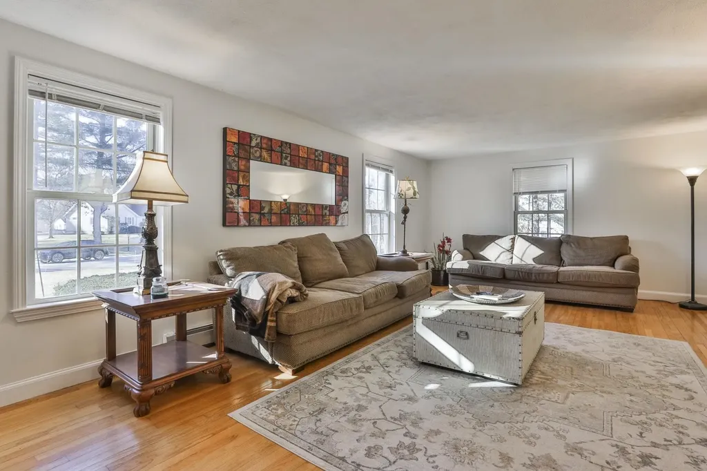 207 Oak Ridge Road Plaistow NH 03865