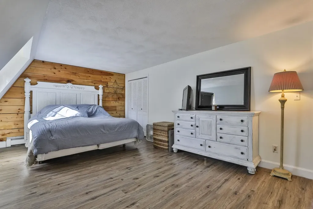 207 Oak Ridge Road Plaistow NH 03865