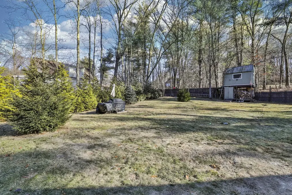 207 Oak Ridge Road Plaistow NH 03865