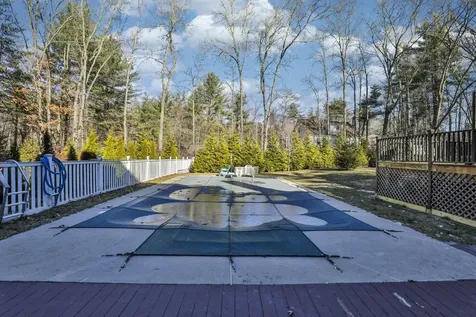 207 Oak Ridge Road Plaistow NH 03865