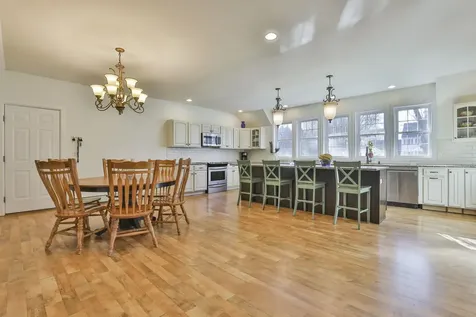 207 Oak Ridge Road Plaistow NH 03865