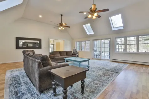 207 Oak Ridge Road Plaistow NH 03865