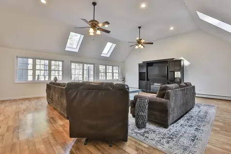 207 Oak Ridge Road Plaistow NH 03865