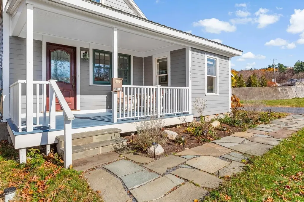 1016 County Street Bennington VT 05201