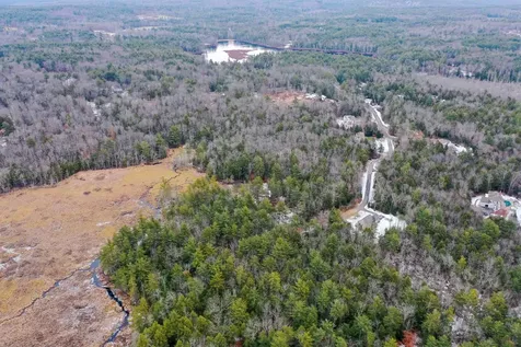 8 Heron Way Mont Vernon NH 03057