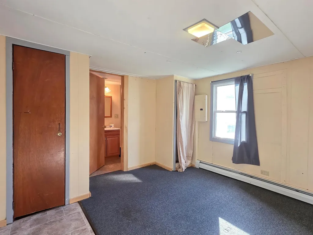 192 Whitney Street Winooski VT 05404