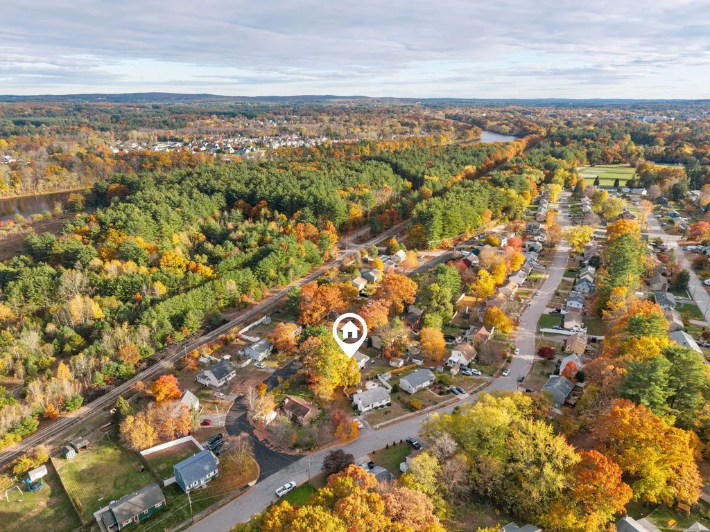 16 Cassandra Lane Nashua NH 03064