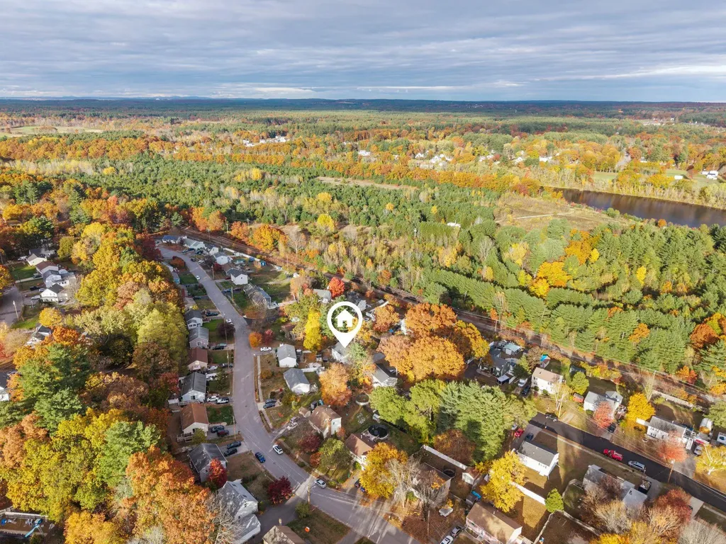 16 Cassandra Lane Nashua NH 03064