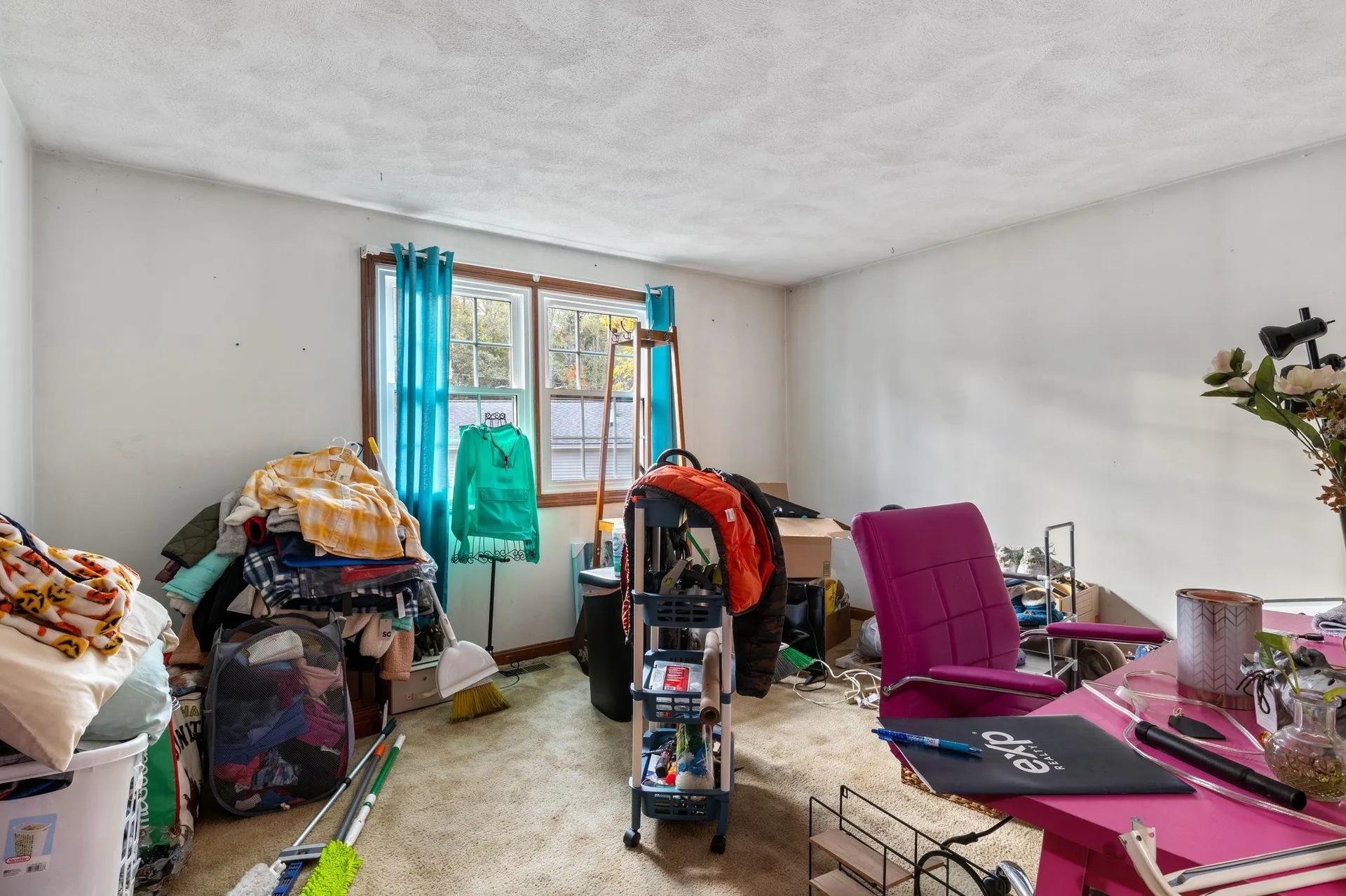 16 Cassandra Lane Nashua NH 03064