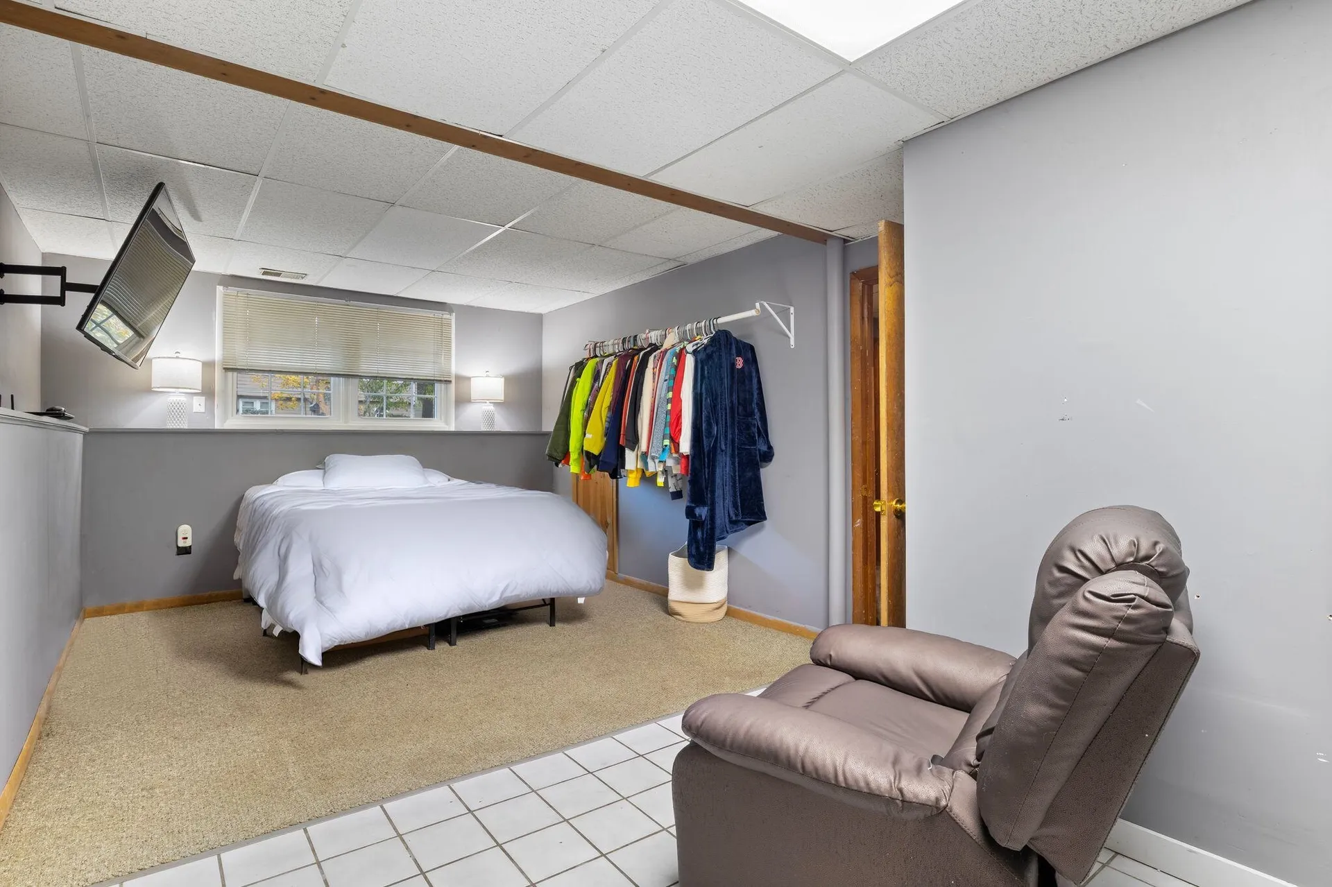 16 Cassandra Lane Nashua NH 03064