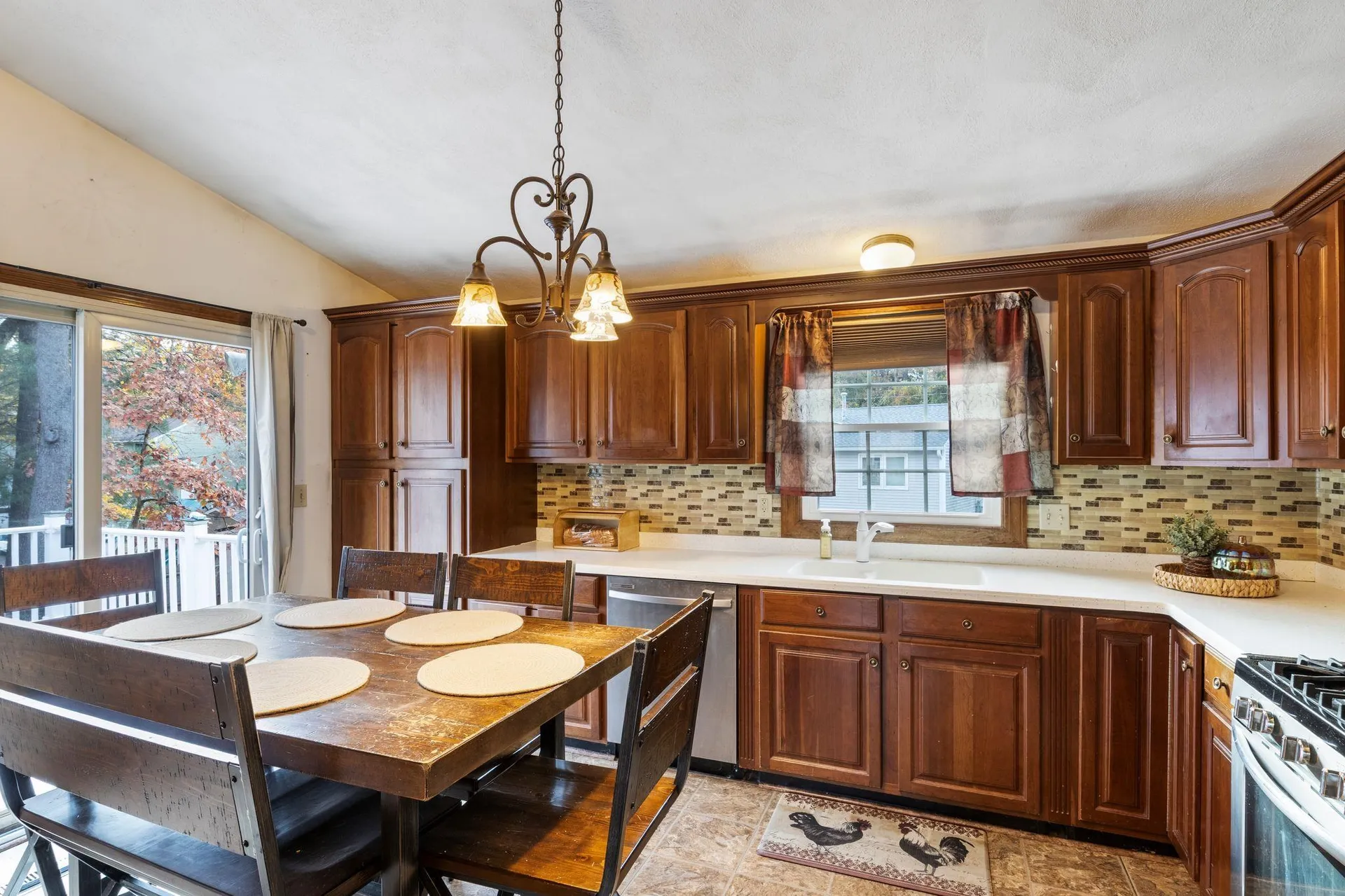 16 Cassandra Lane Nashua NH 03064