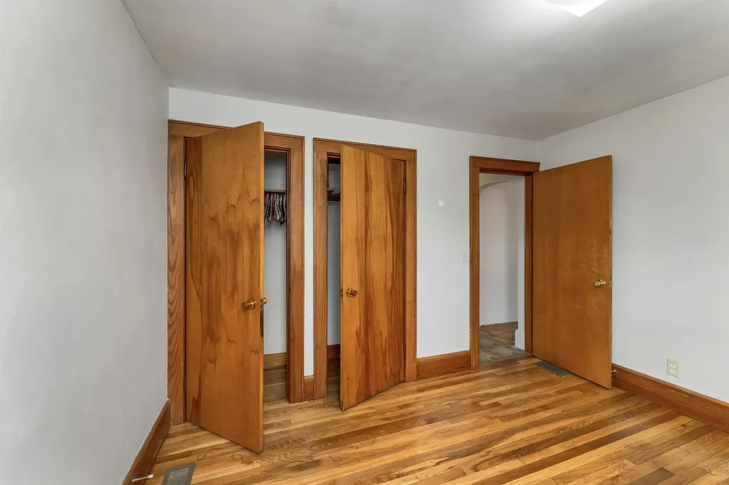 245 Laval Street Manchester NH 03102-2943