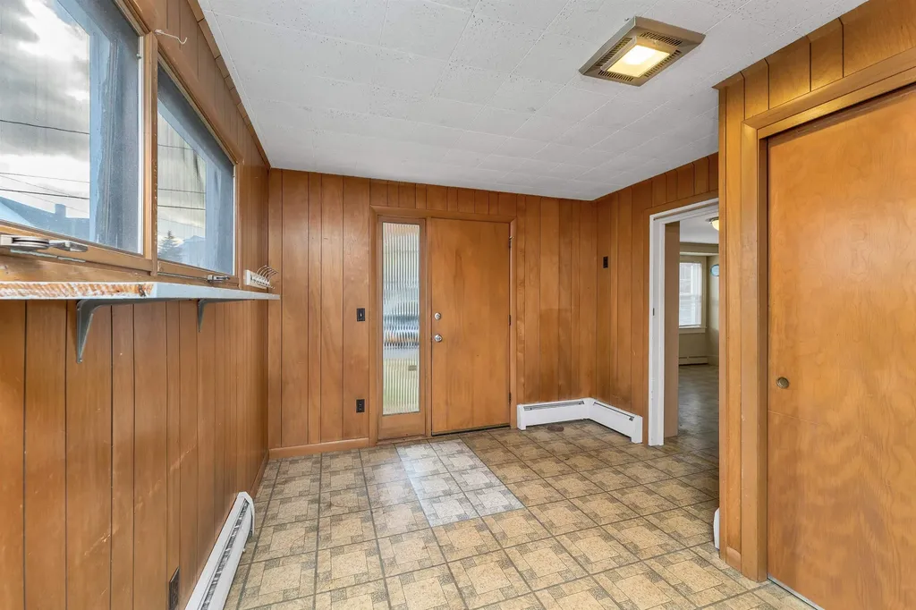 245 Laval Street Manchester NH 03102-2943