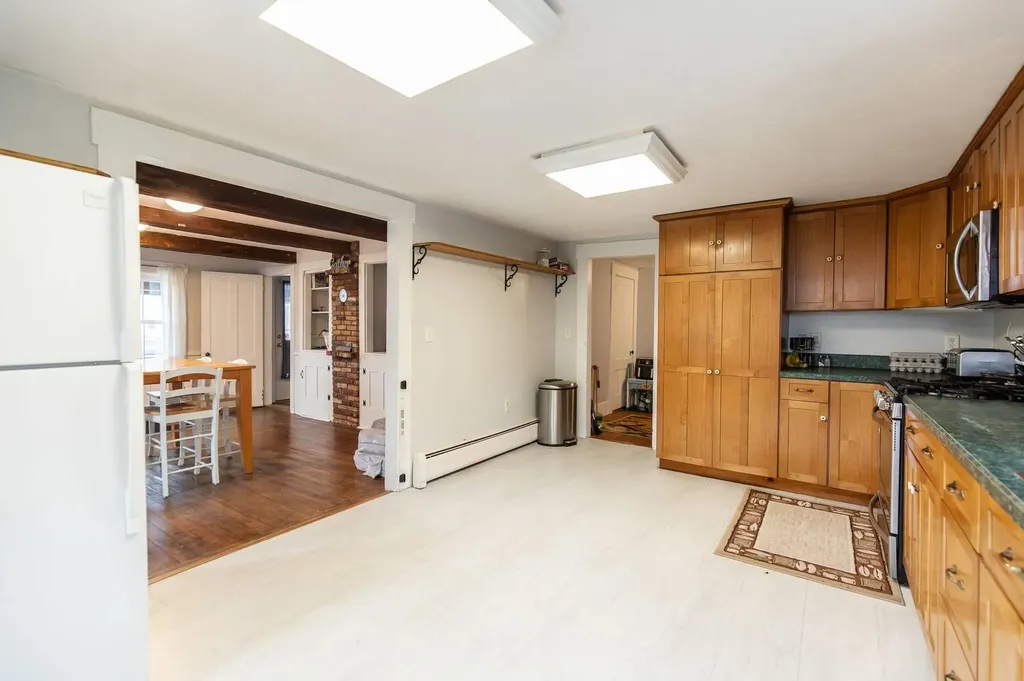 42 Windymere Drive Epsom NH 03234