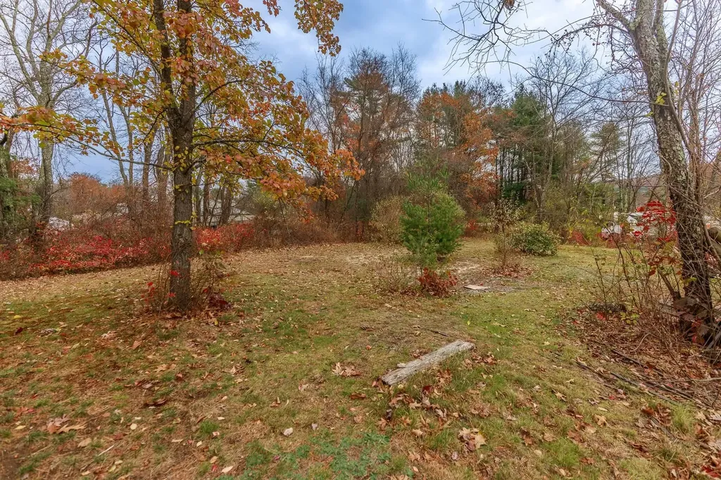 42 Windymere Drive Epsom NH 03234