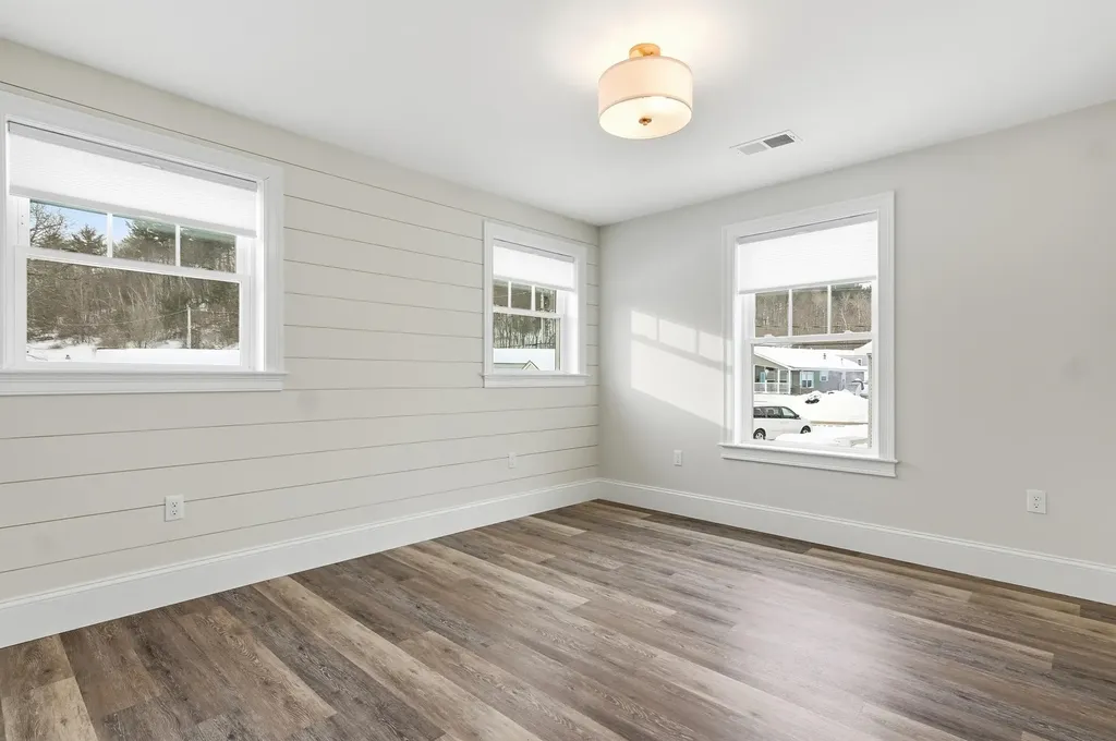 84 Blacksnake Road Seabrook NH 03874