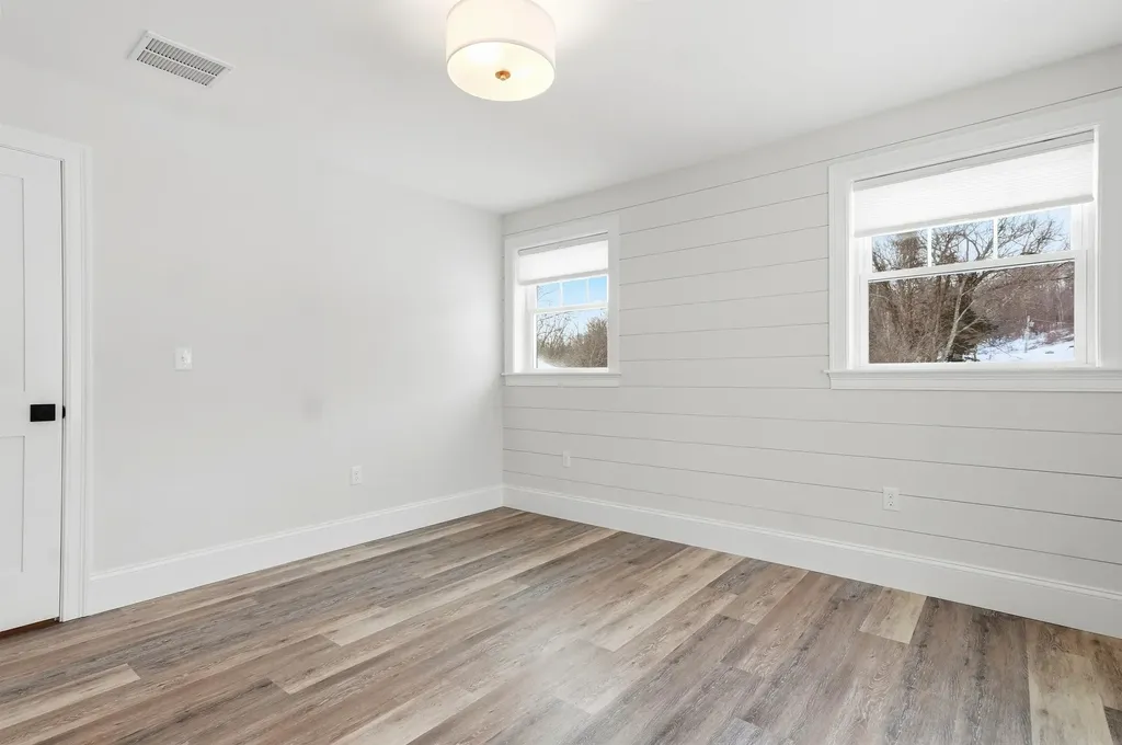 84 Blacksnake Road Seabrook NH 03874