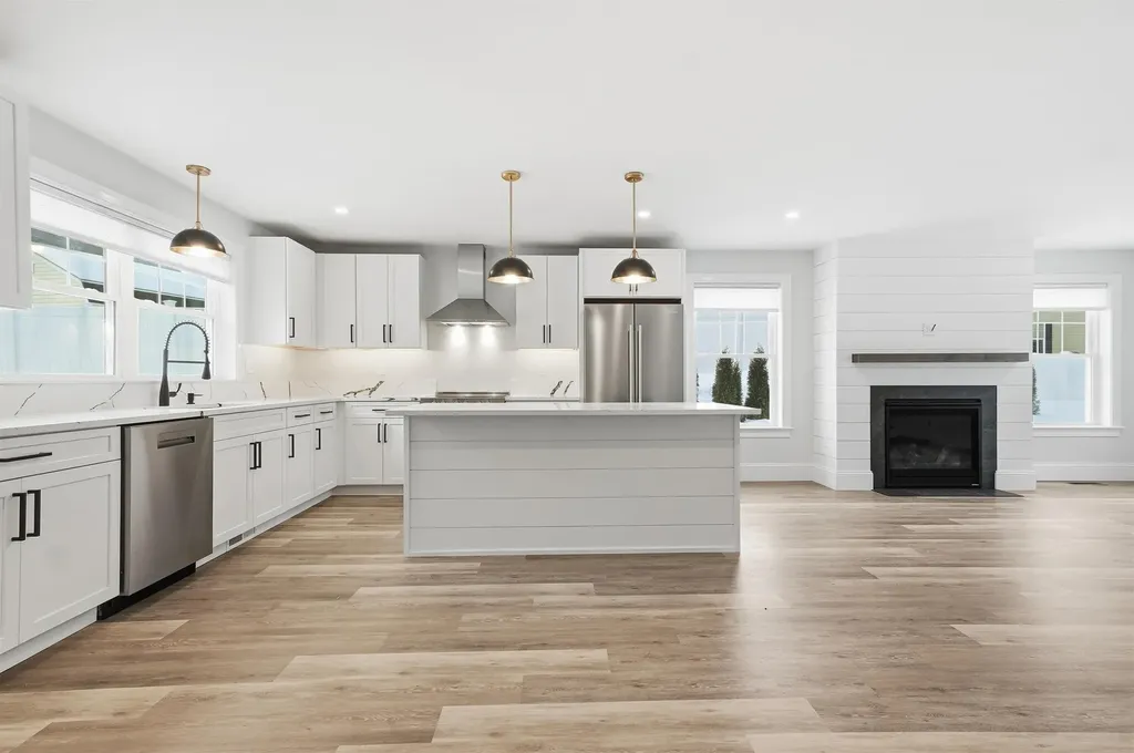 84 Blacksnake Road Seabrook NH 03874