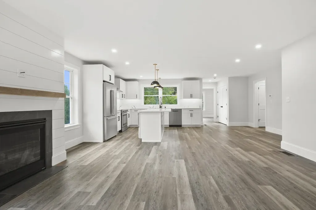 84 Blacksnake Road Seabrook NH 03874