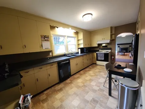 907 W Swanzey Road Swanzey NH 03446