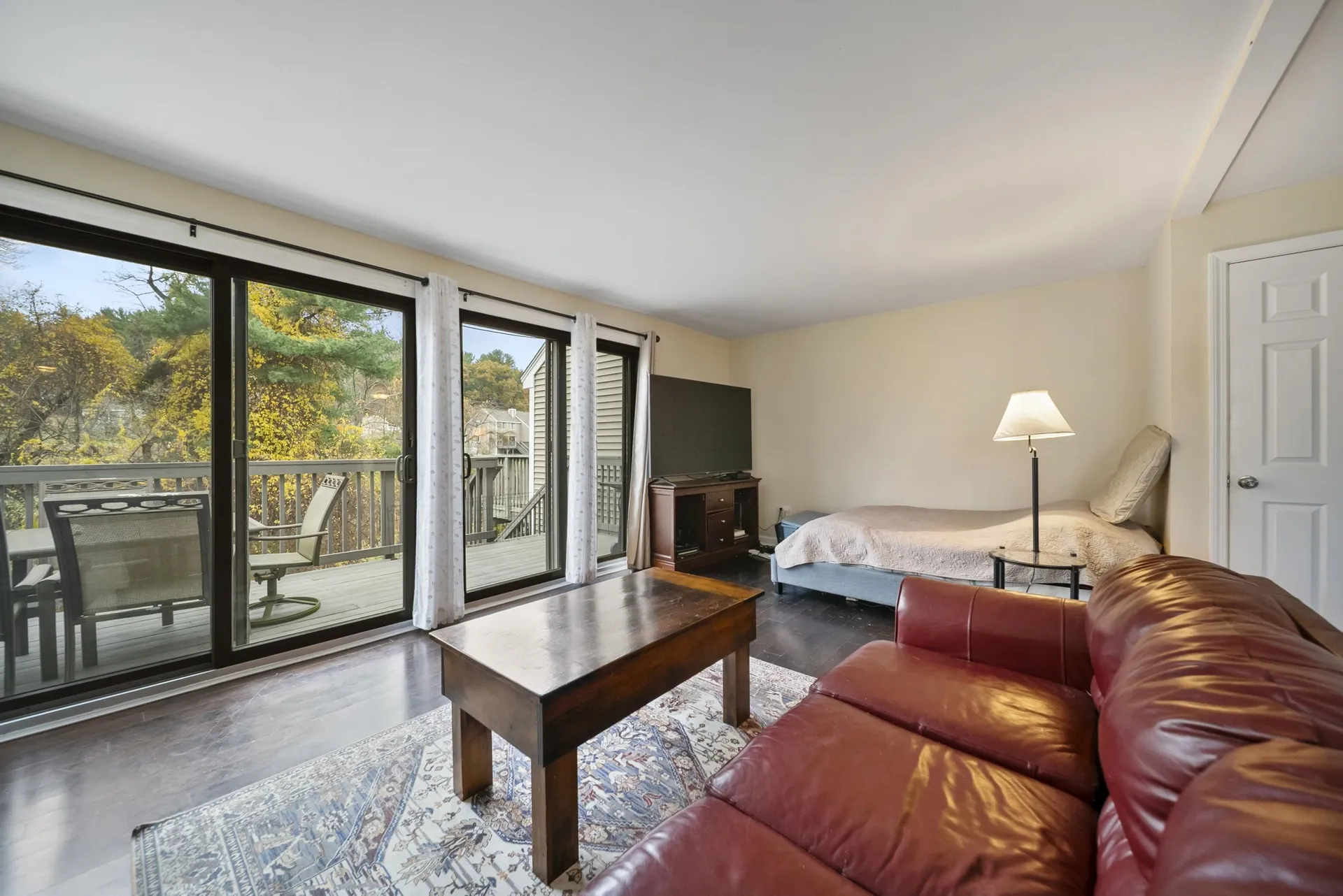 69 Bayberry Lane Londonderry NH 03053-3442