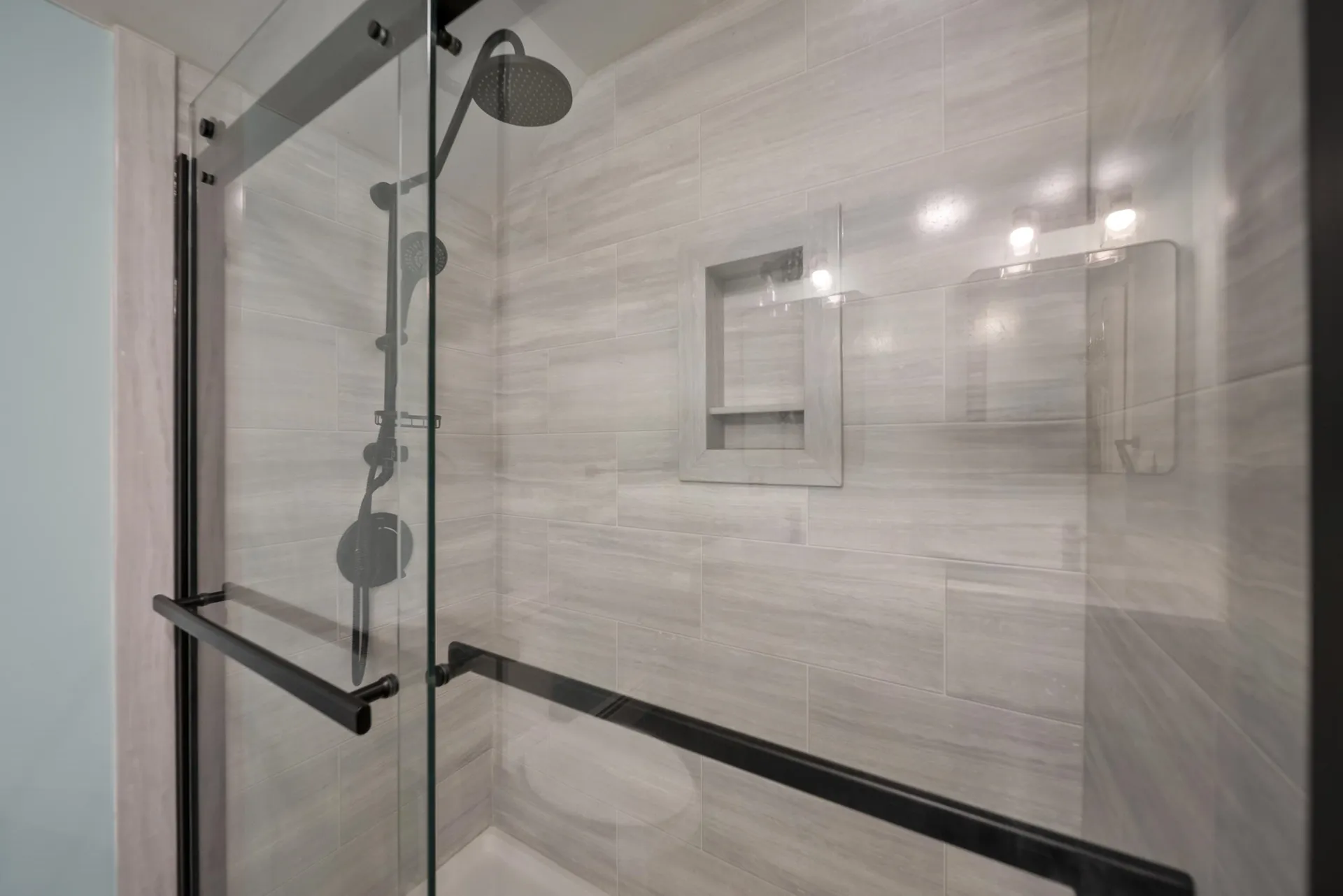 69 Bayberry Lane Londonderry NH 03053-3442