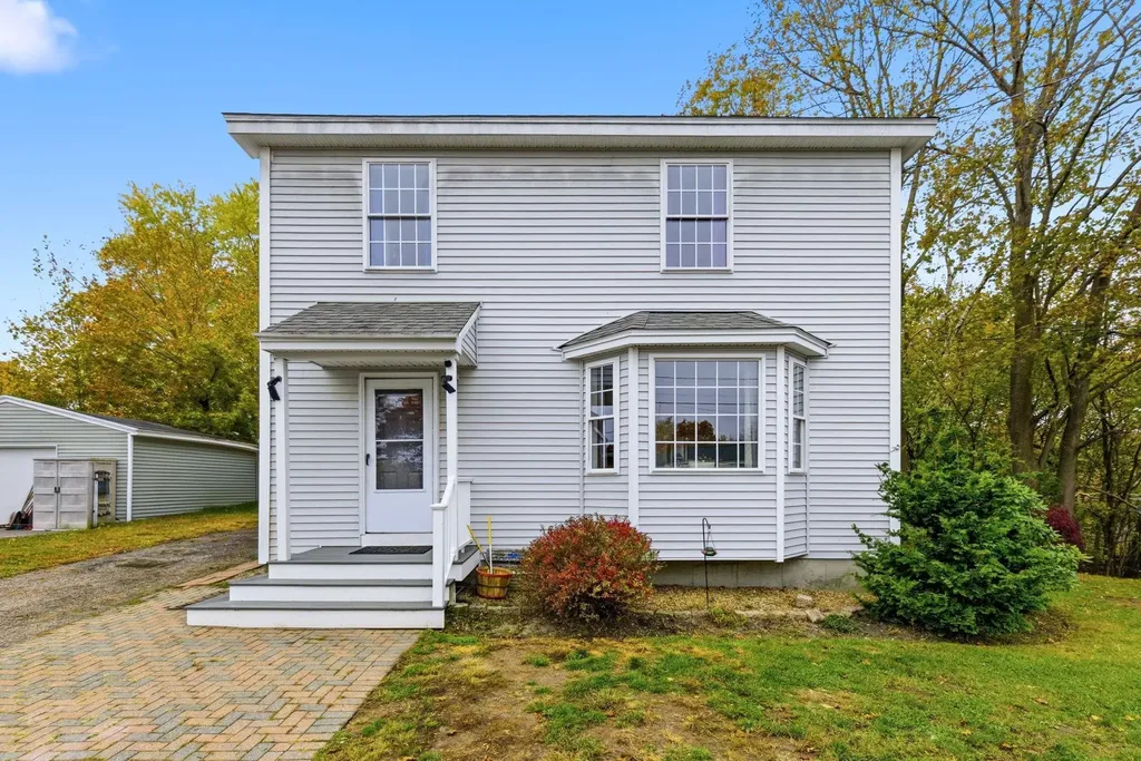 121 Peabody Avenue Manchester NH 03109