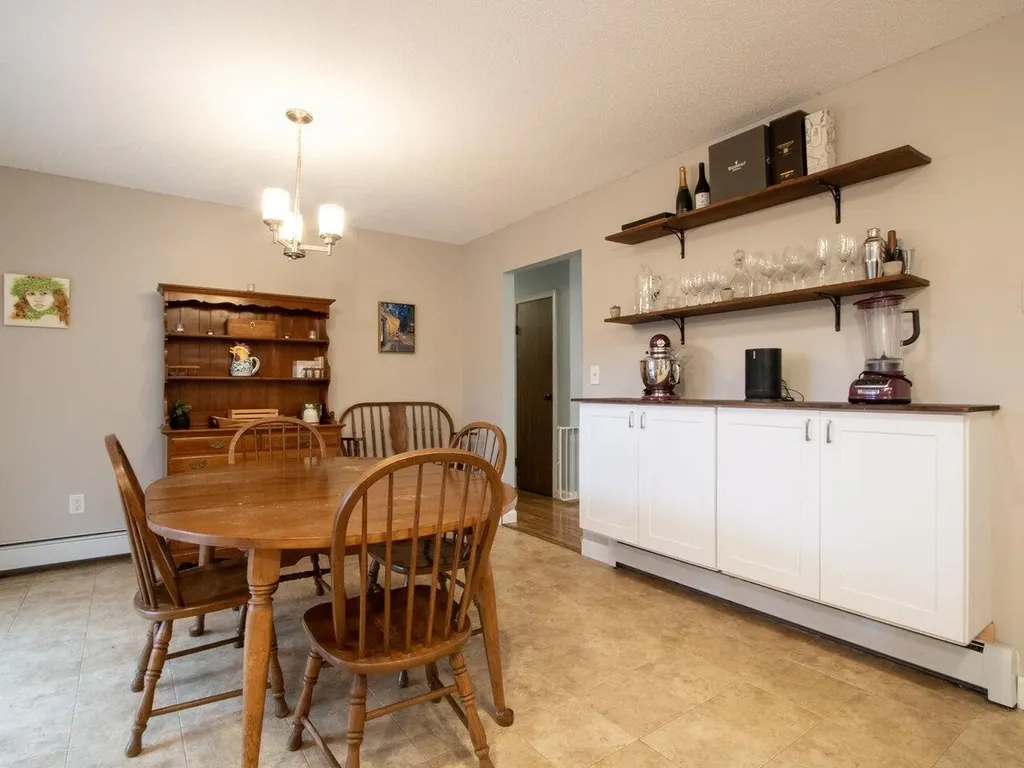 24 Logwood Circle Essex VT 05452