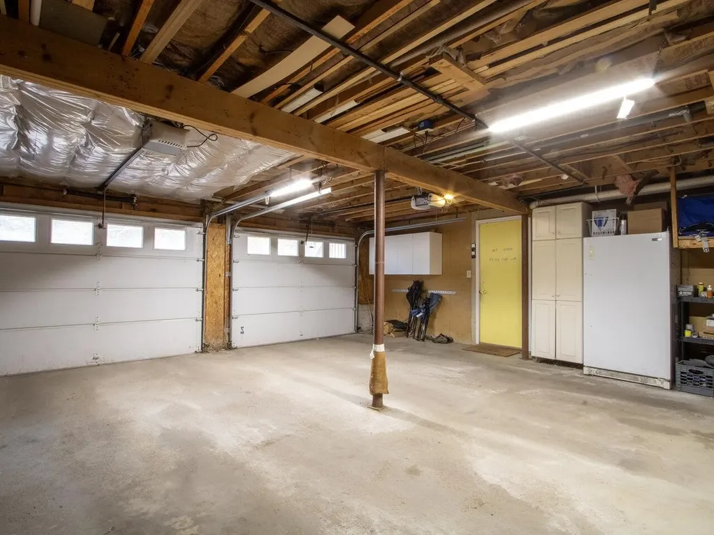 24 Logwood Circle Essex VT 05452