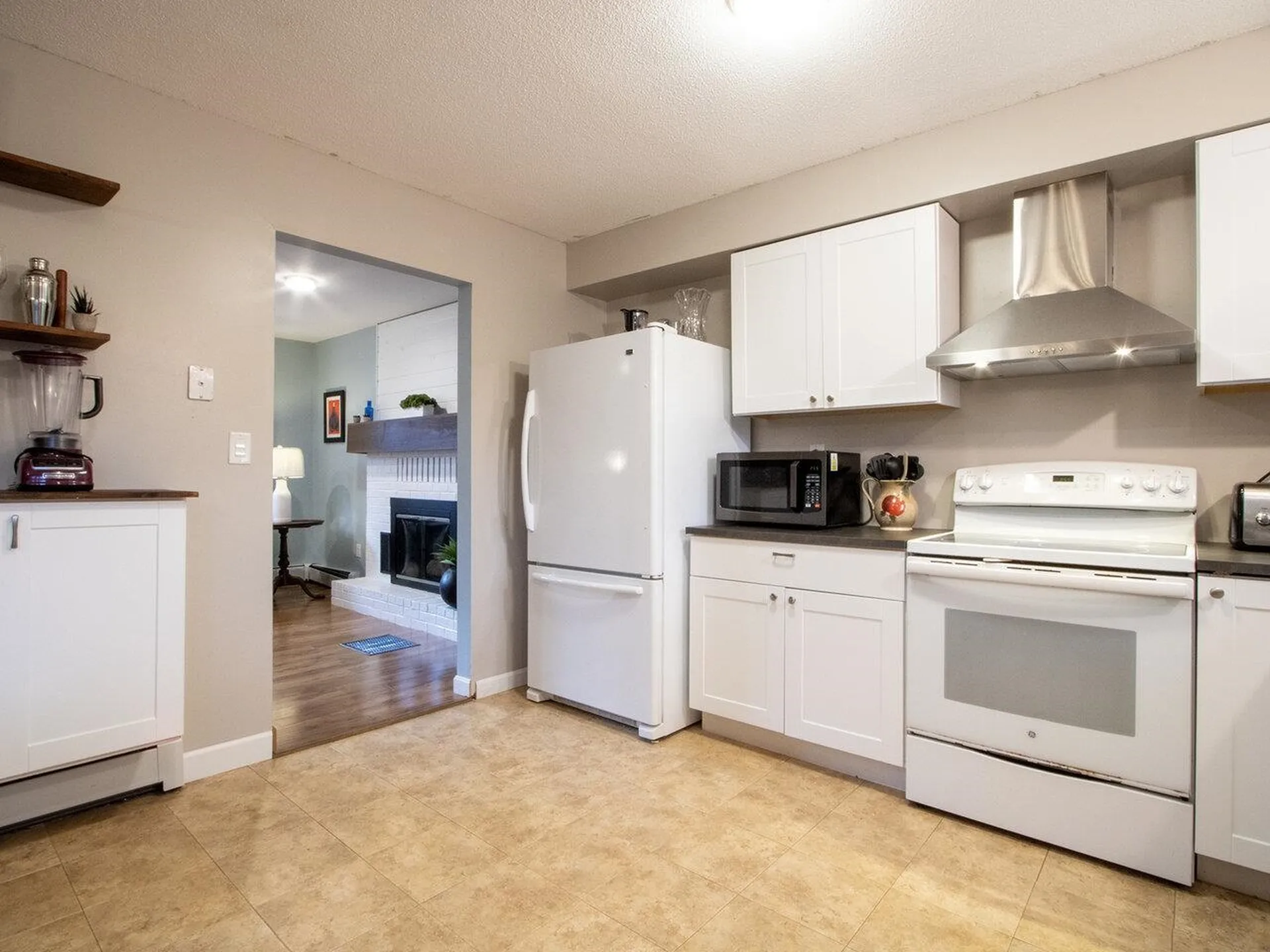 24 Logwood Circle Essex VT 05452