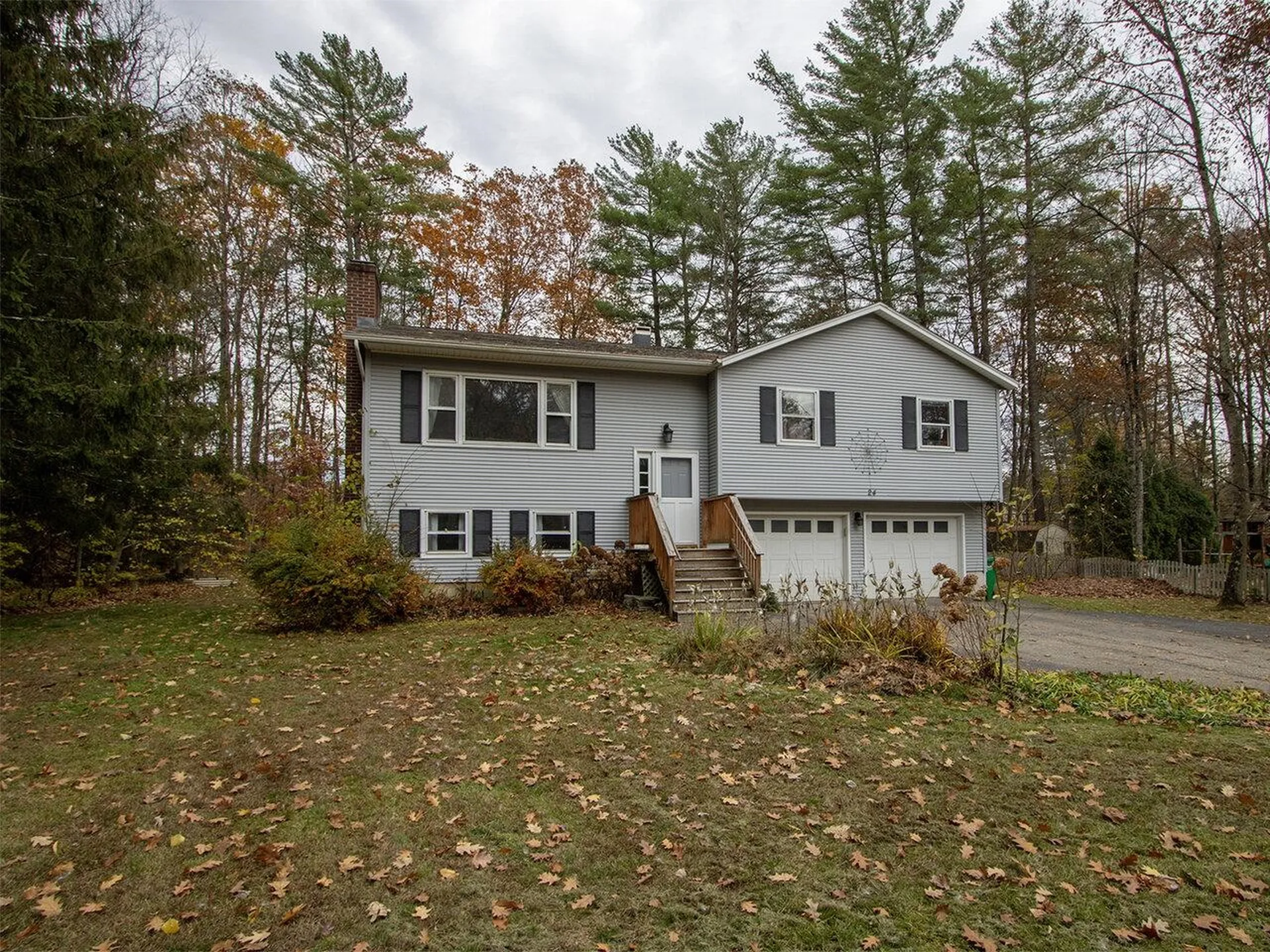24 Logwood Circle Essex VT 05452