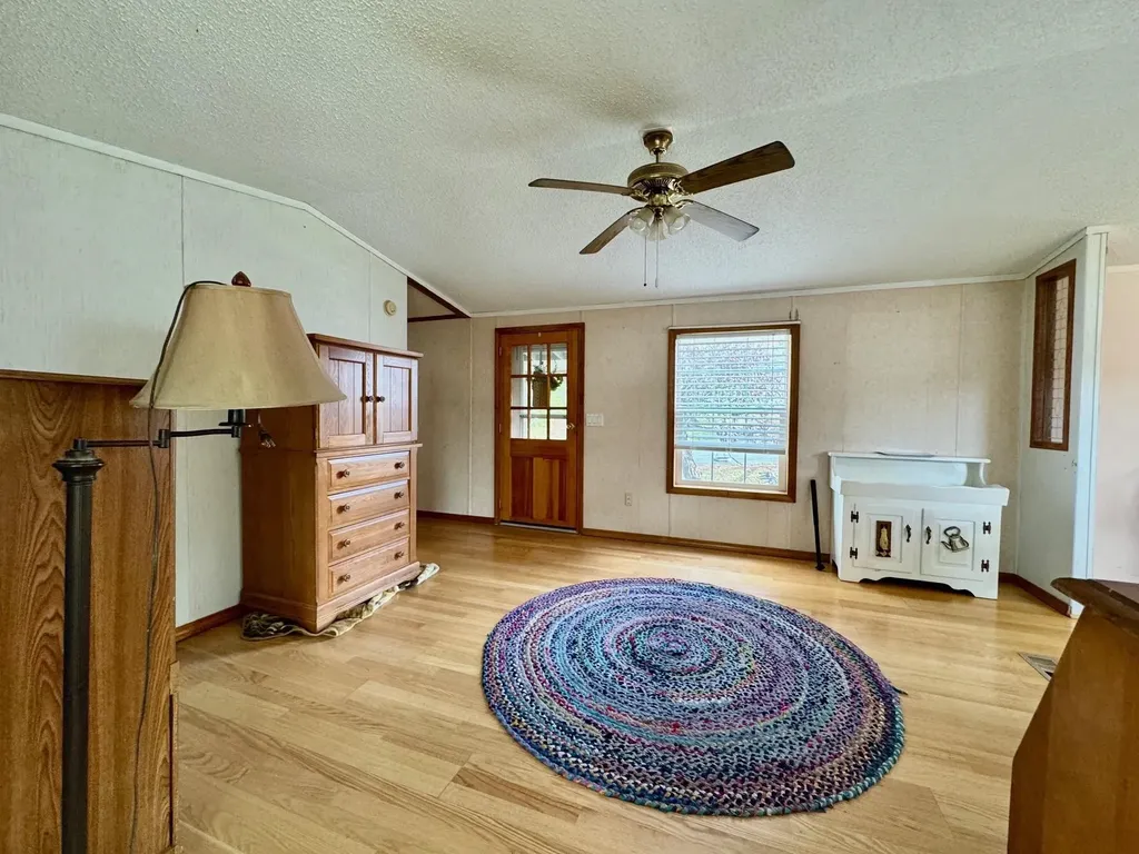 4 Earl Avenue Winchester NH 03470