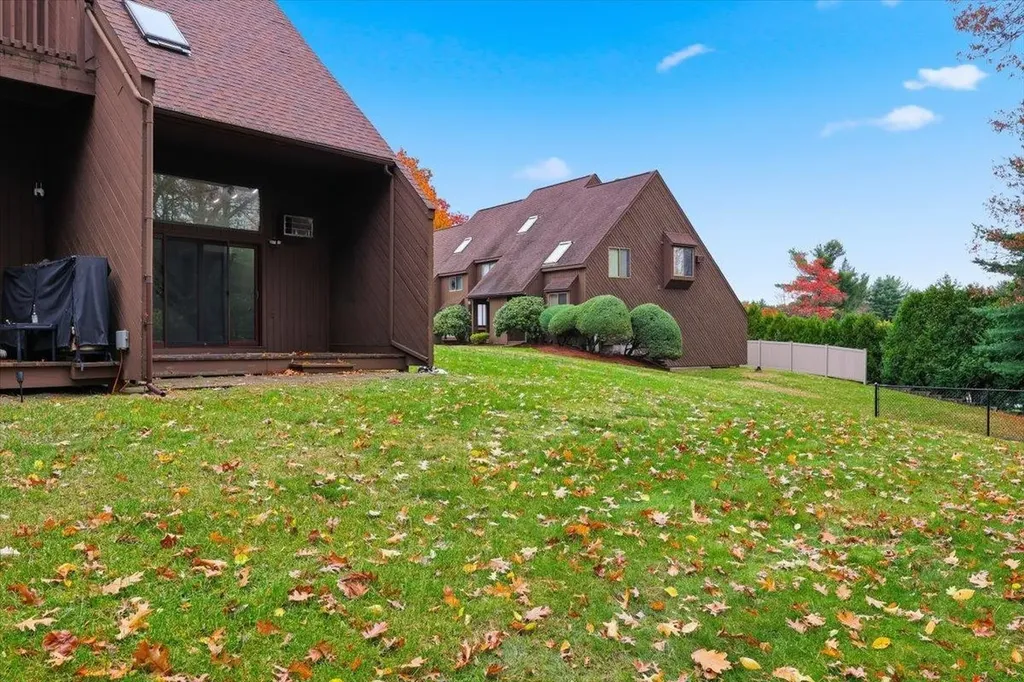 25 Cortez Drive Nashua NH 03062