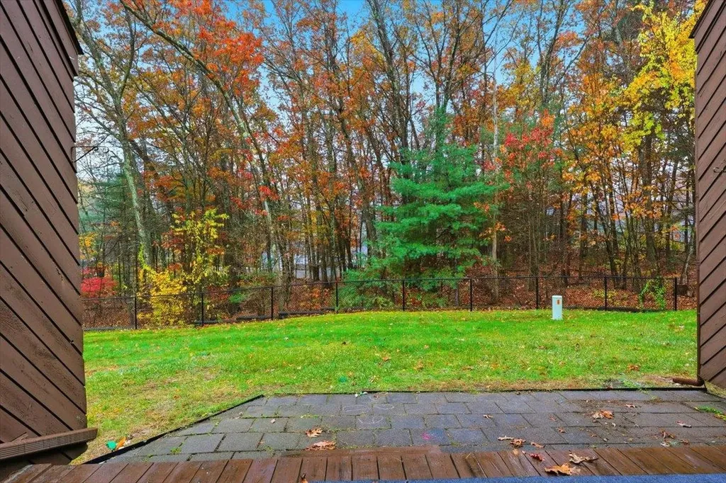 25 Cortez Drive Nashua NH 03062