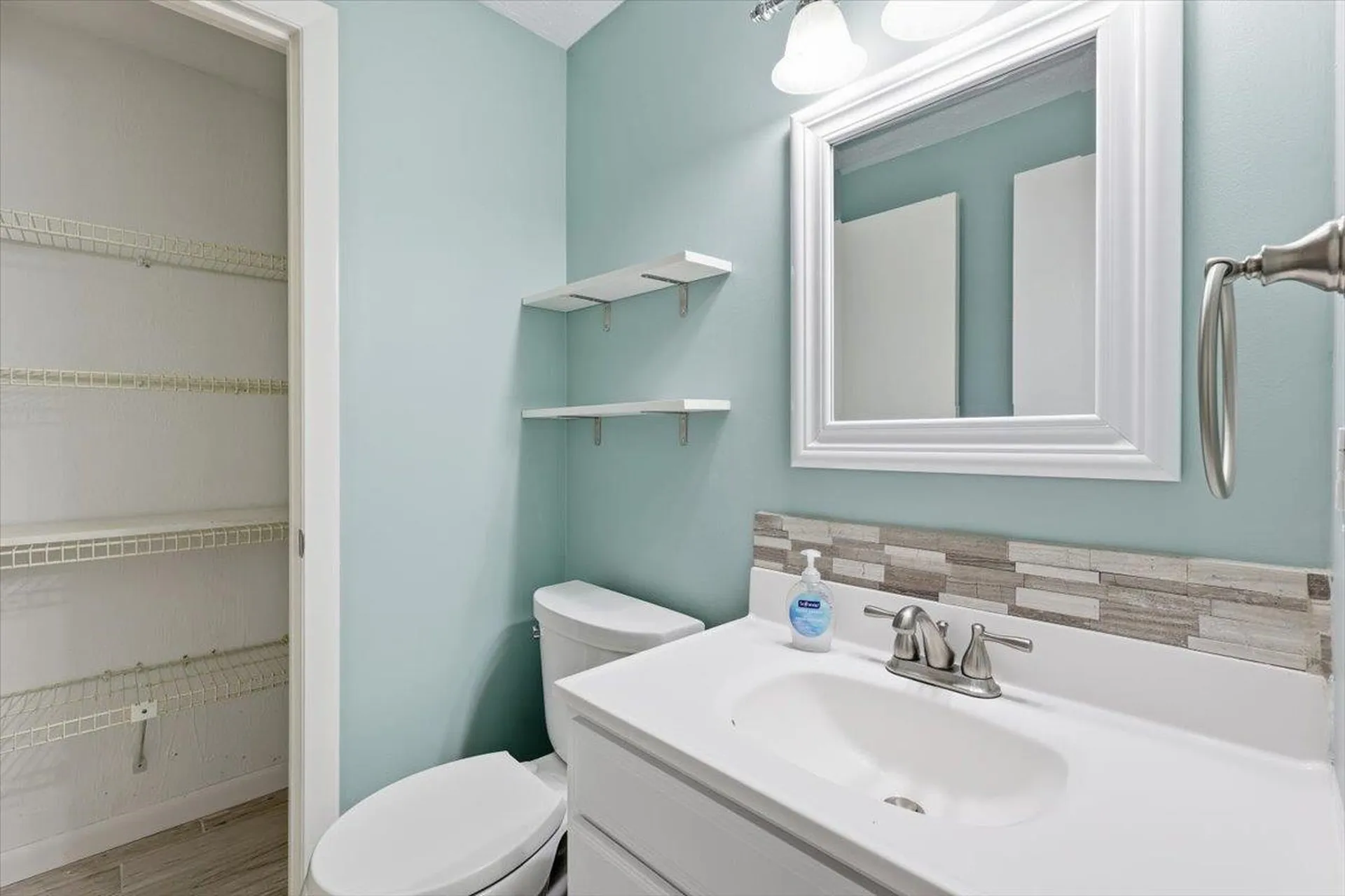 25 Cortez Drive Nashua NH 03062