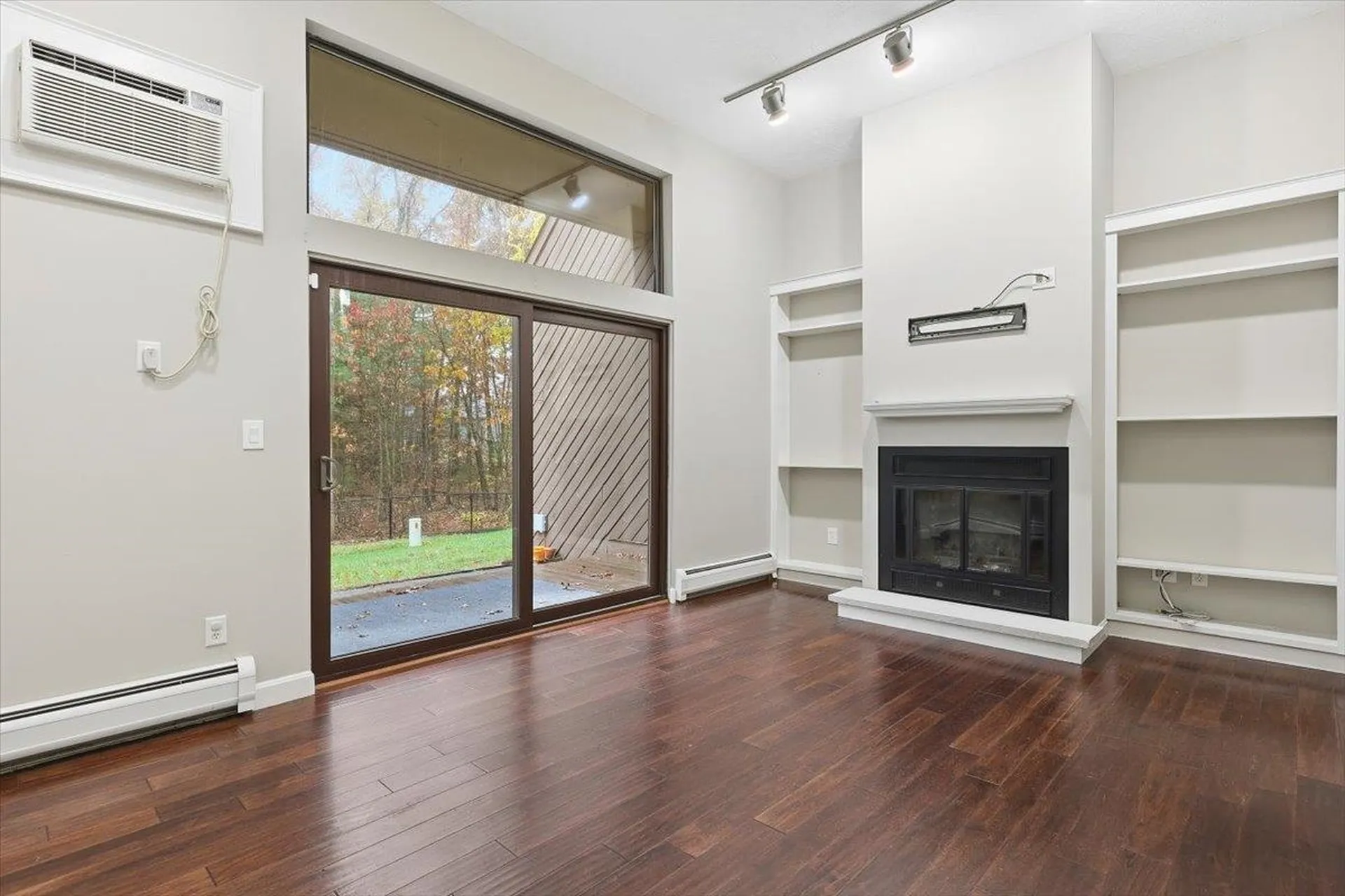 25 Cortez Drive Nashua NH 03062