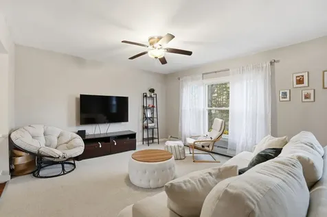 133 Corning Road Manchester NH 03109