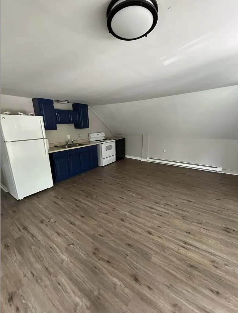 150 S Main Street Newport NH 03773-1835