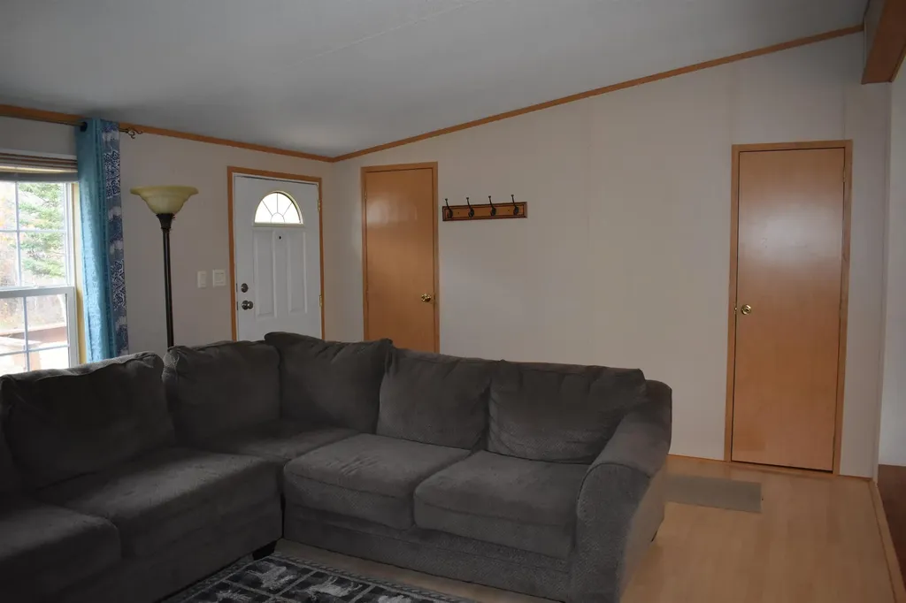 62 Palmer Road Enfield NH 03748