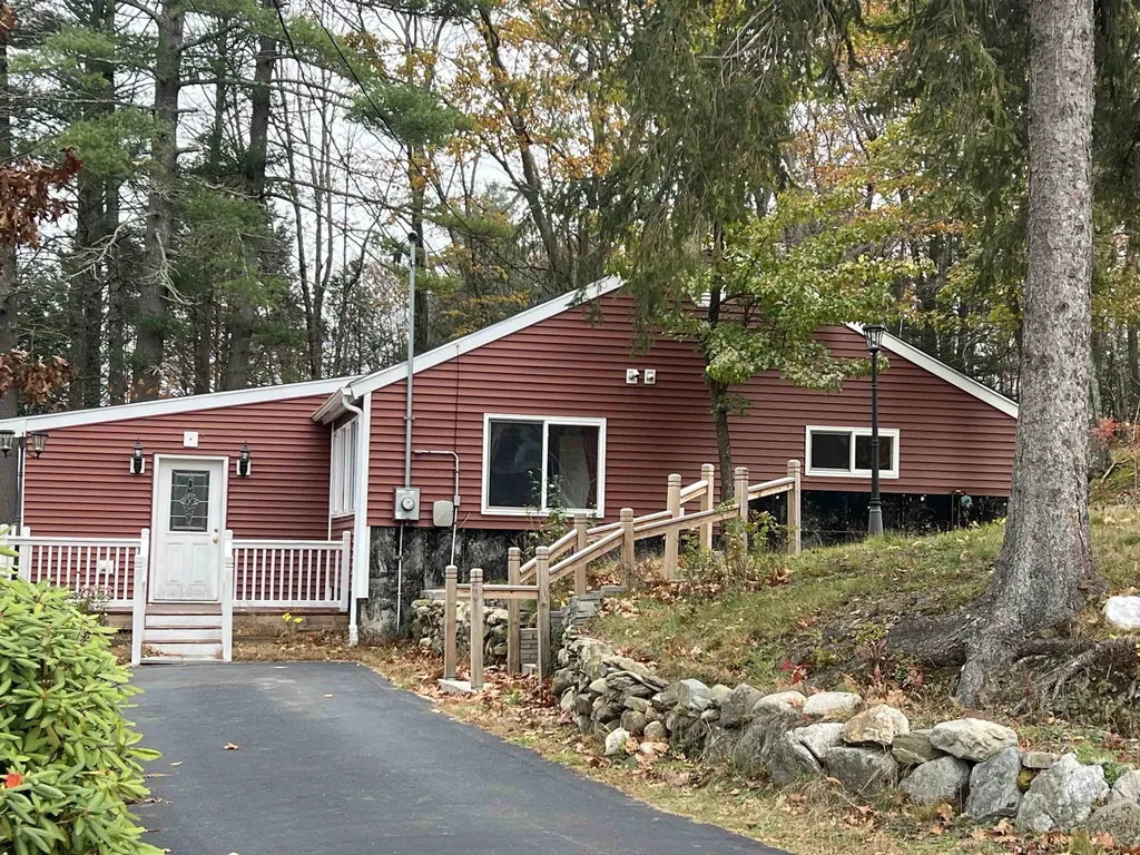 11 Towle Road Chester NH 03036