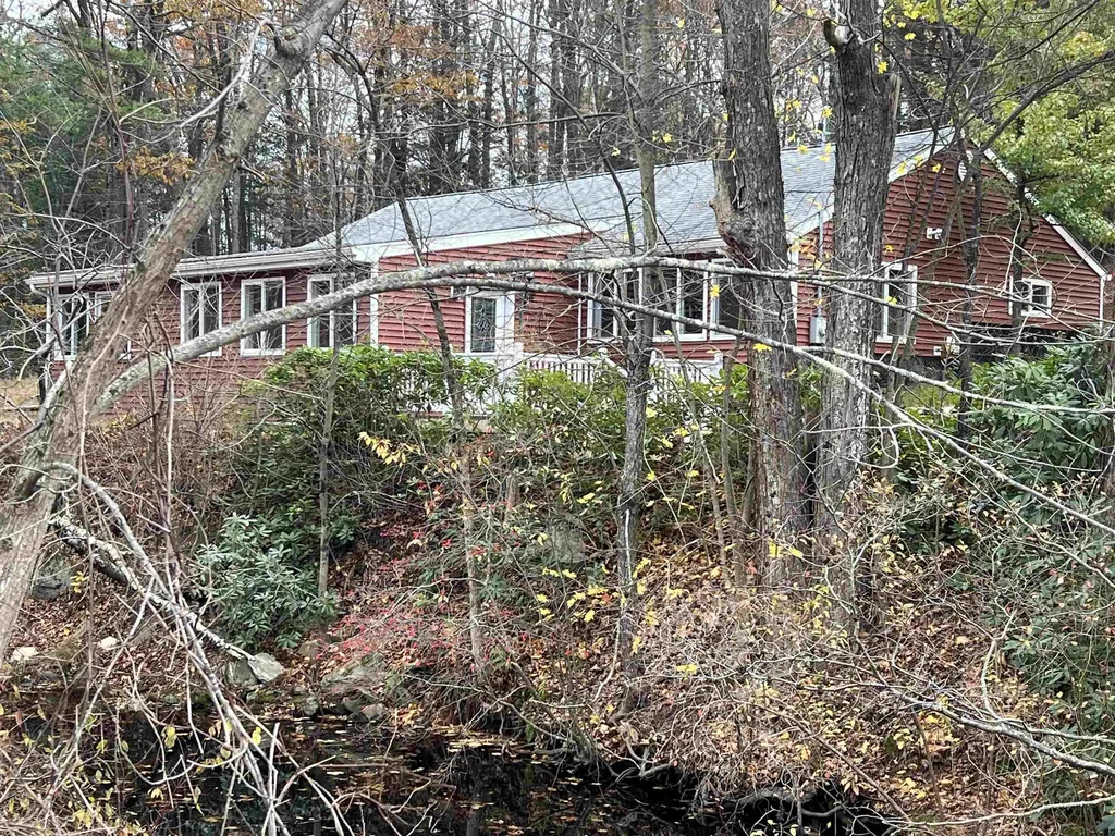 11 Towle Road Chester NH 03036