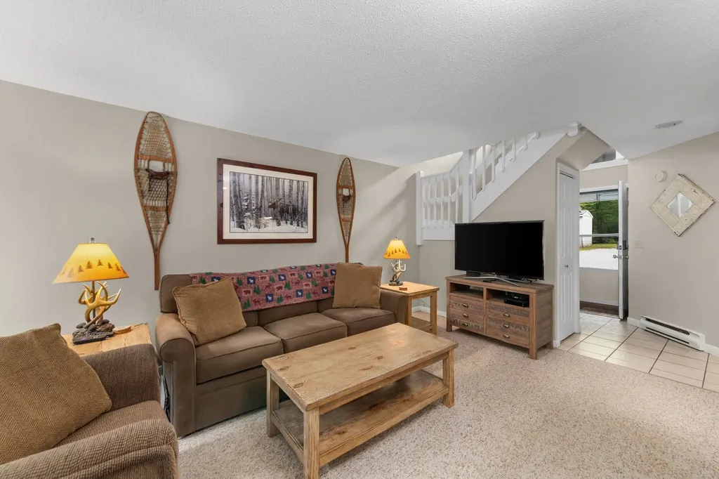 99 Pinnacle Road Campton NH 03223