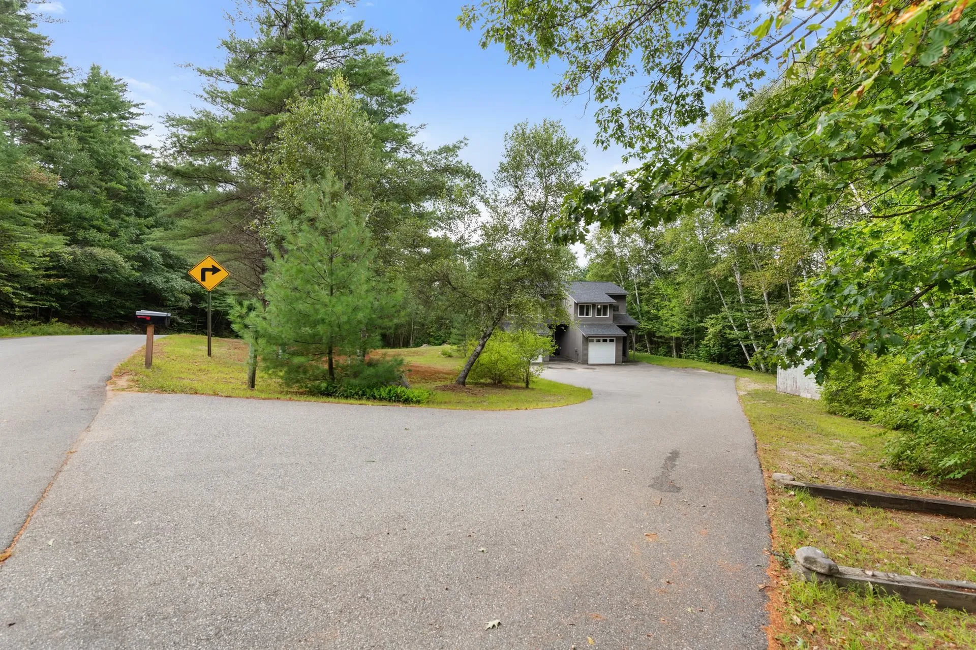 99 Pinnacle Road Campton NH 03223