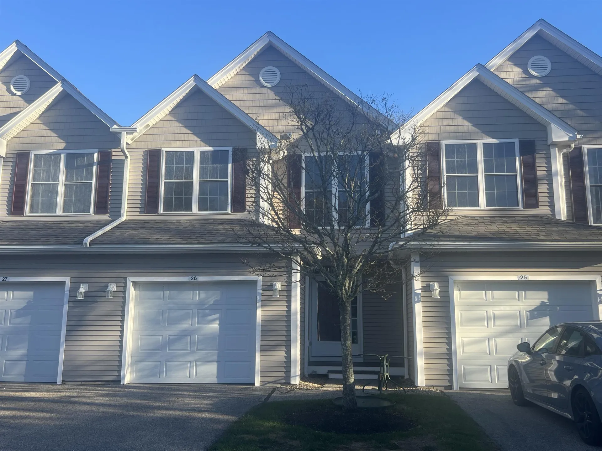 Newmarket NH, 26 Lilac Lane