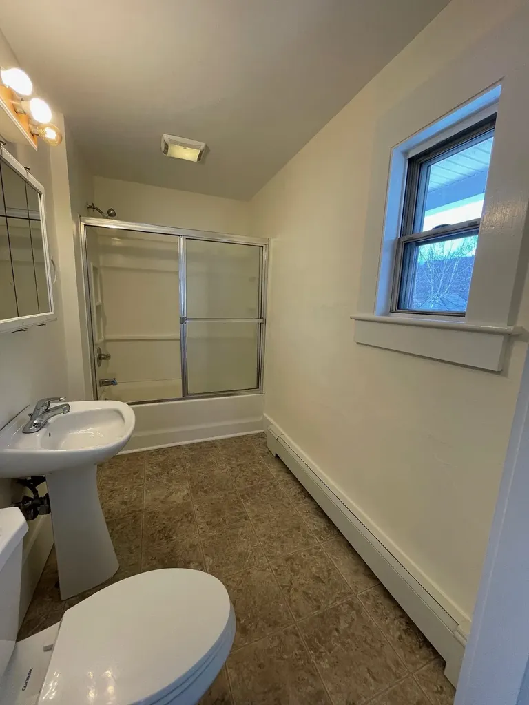 34 Williams Street Rockingham VT 05101