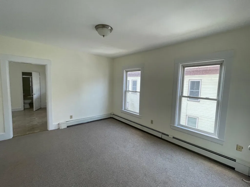 34 Williams Street Rockingham VT 05101