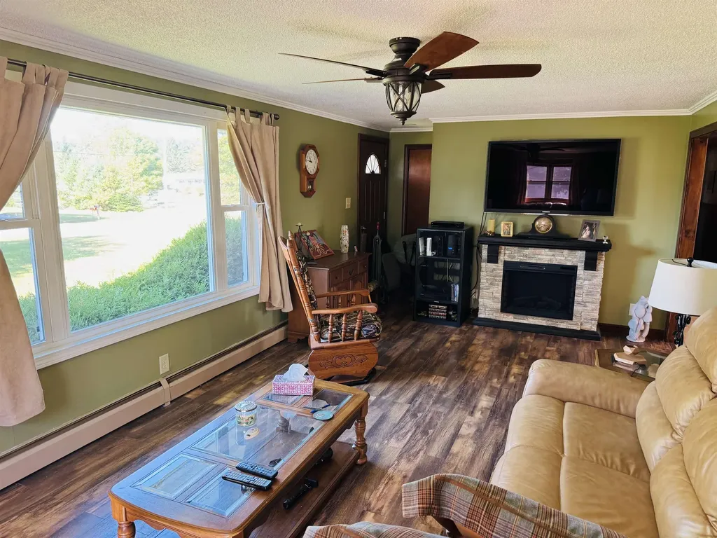 225 Lyndon Heights Drive Lyndon VT 05851