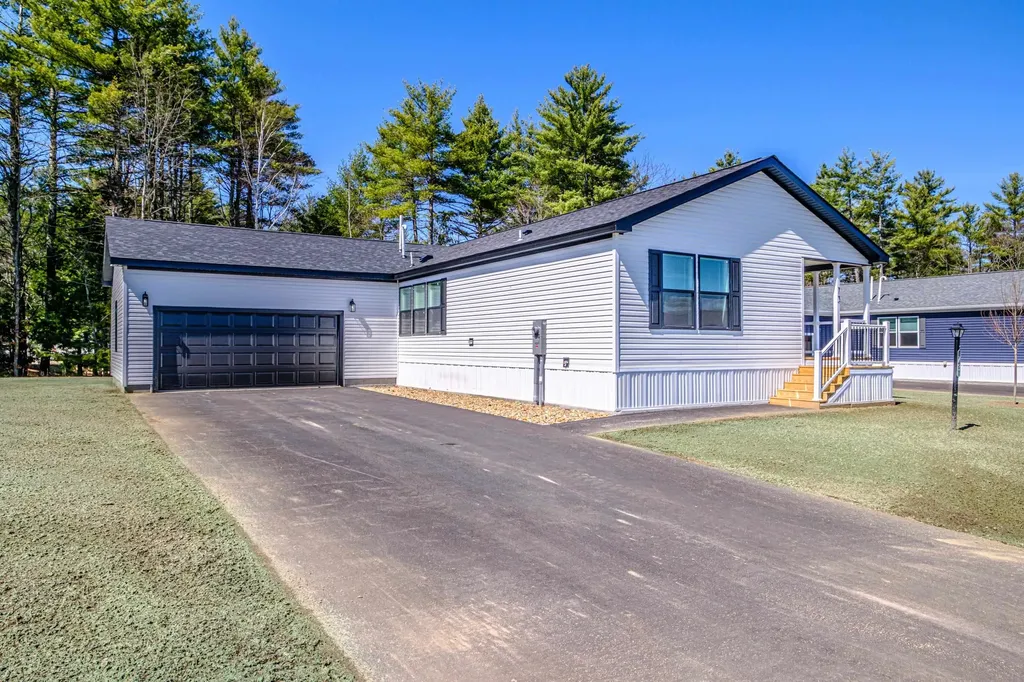 73 Diamondback Drive Rochester NH 03868