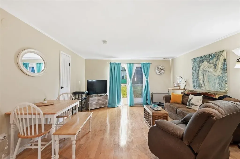 8 Timber Lane South Burlington VT 05403