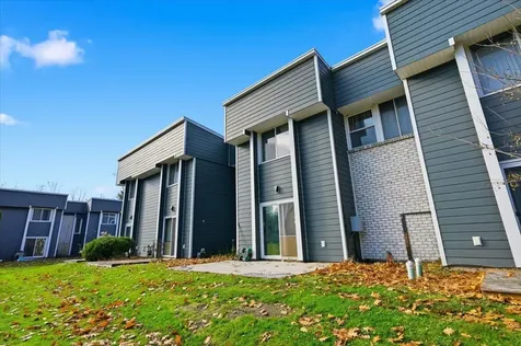 8 Timber Lane South Burlington VT 05403